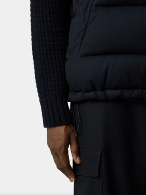  V0020 NAVY BLUE
