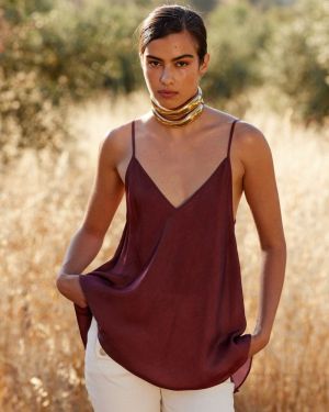 MALIA DARK RED