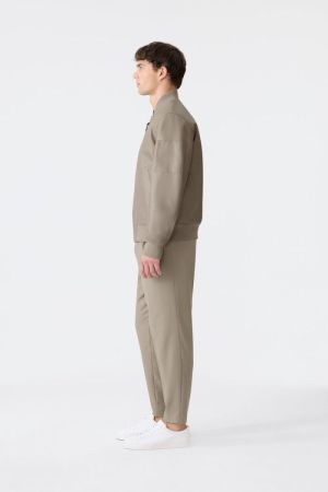  Taupe-Black C12