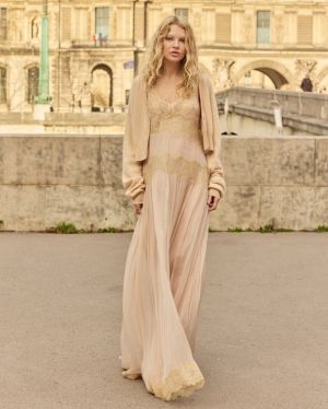  ROSE BEIGE
