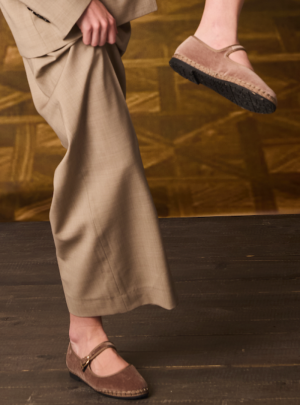  Velvet Beige